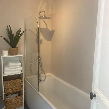 Apartman Le Matisse De 60m2 Au Centre De Terrasse Plein Sud Cambrai